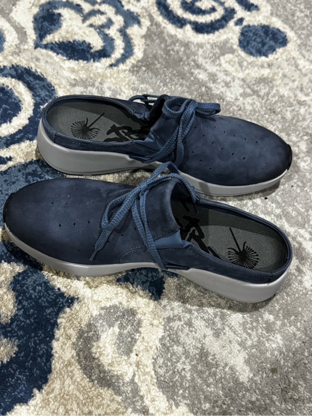 OTBT size 7.5 women’s slip ons